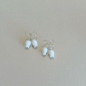 Flower drop earrings M871